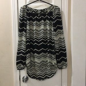 Cupio black and white long sleeved blouse